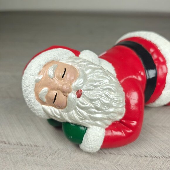 Vintage Ceramic Sleeping Santa Figurine Christmas Decoration Skelf Sitter 9" - Picture 2 of 8